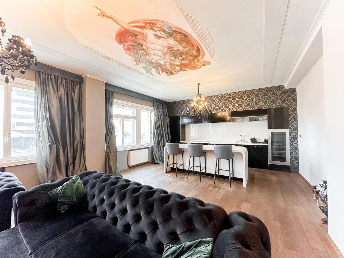Premium Apt Kosice Center 3 Room 150M2 Hlavna Ulica エクステリア 写真