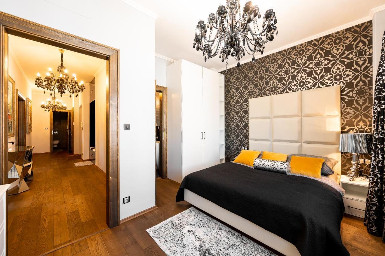 Premium Apt Kosice Center 3 Room 150M2 Hlavna Ulica エクステリア 写真