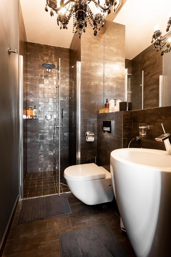 Premium Apt Kosice Center 3 Room 150M2 Hlavna Ulica エクステリア 写真
