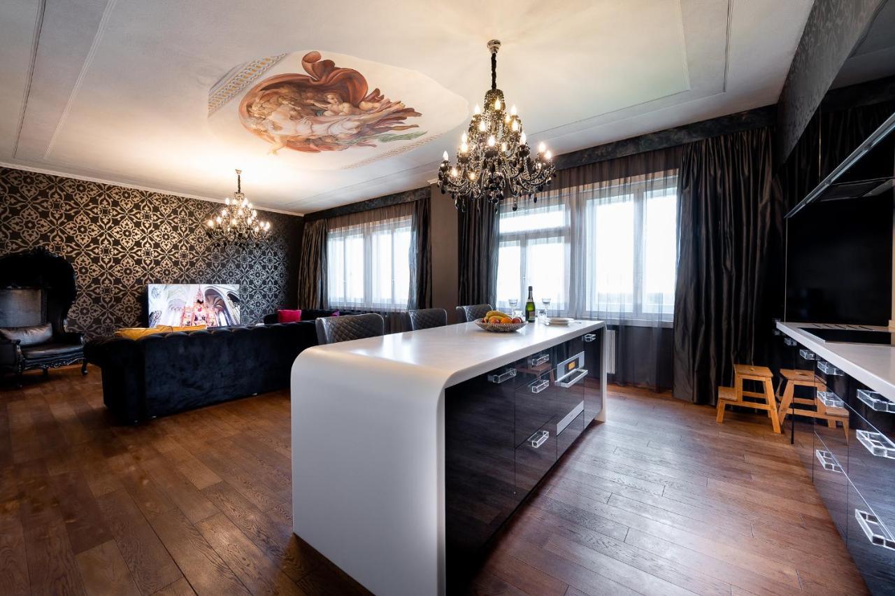 Premium Apt Kosice Center 3 Room 150M2 Hlavna Ulica エクステリア 写真
