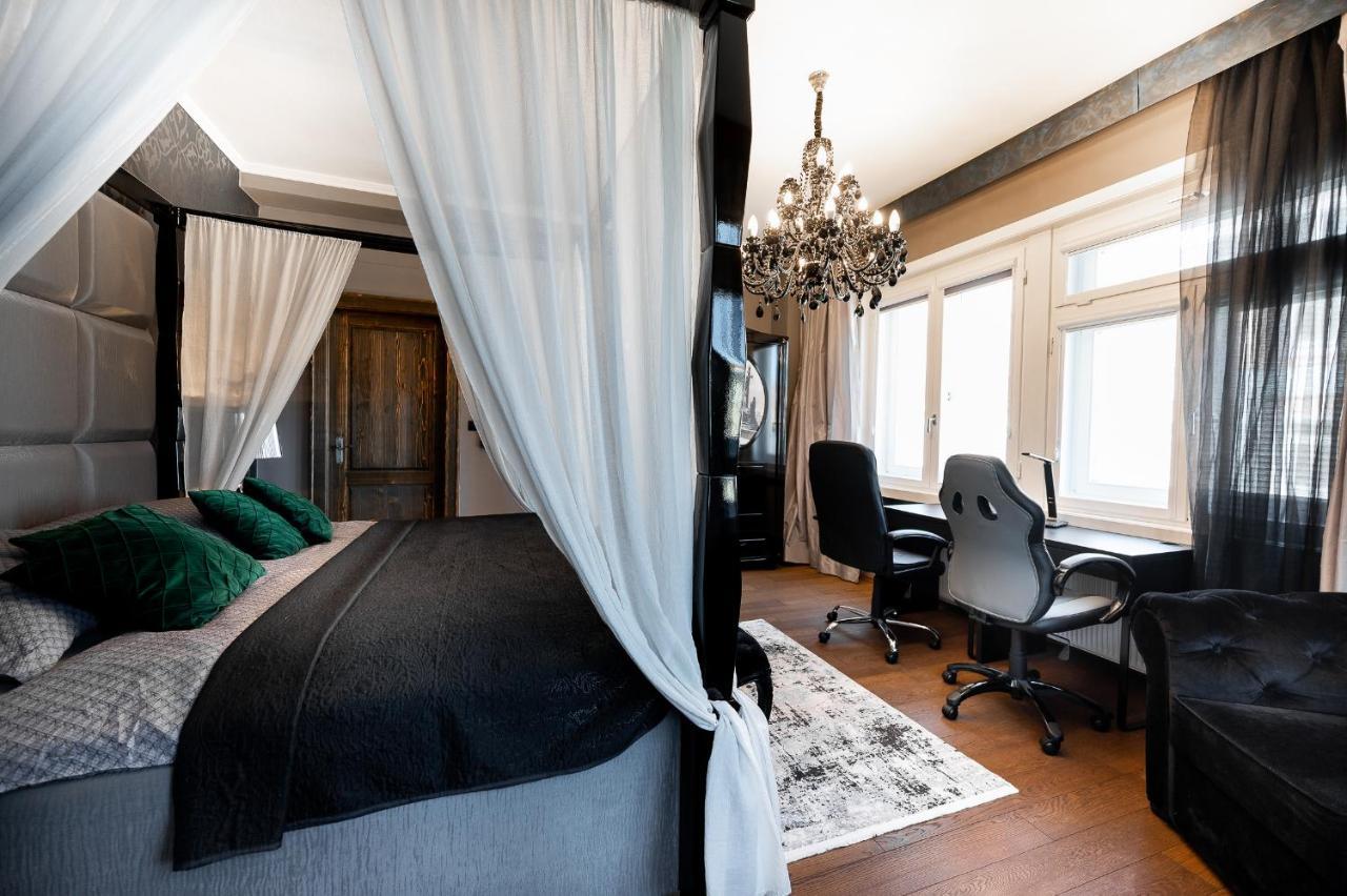 Premium Apt Kosice Center 3 Room 150M2 Hlavna Ulica エクステリア 写真
